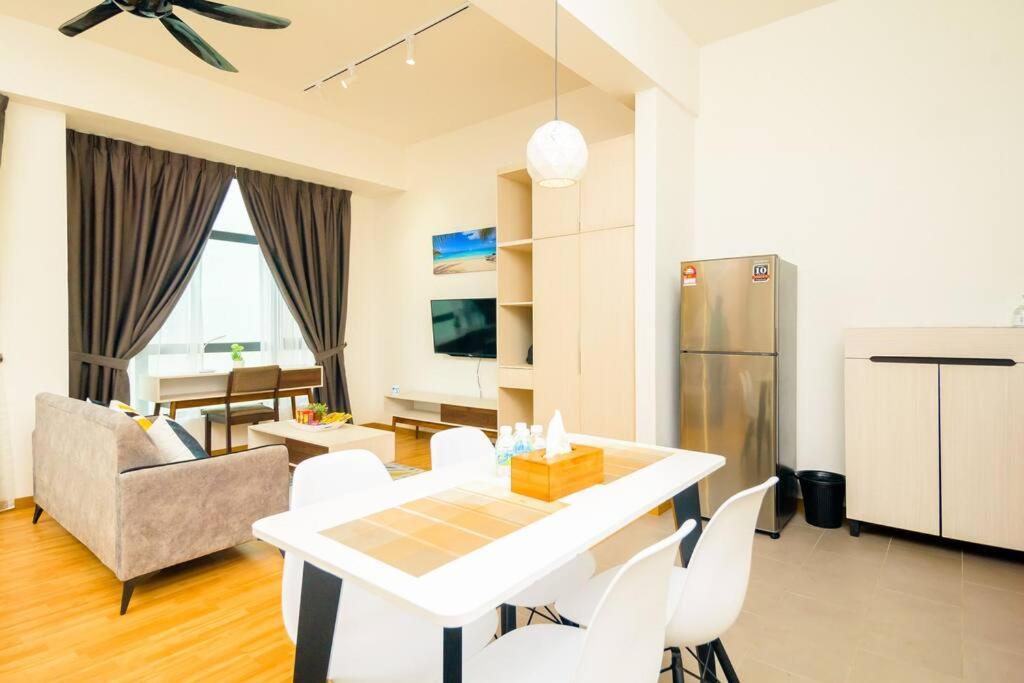 Kuantan Imperium Residence Seaview Studio With Netflix Екстериор снимка